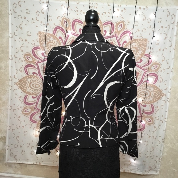 Transitions Pattern Blazer Single Button Jacket - Picture 5 of 8